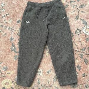 Nike Women’s Gray Fleece Pants